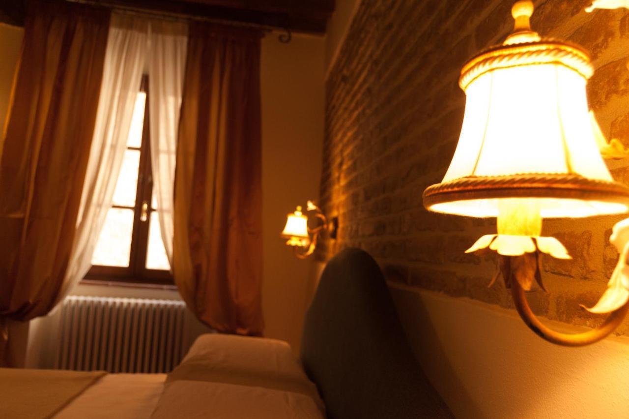 Palazzo Benucci Bed & Breakfast San Gimignano Dış mekan fotoğraf
